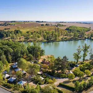 Les Auzerals Du Camping